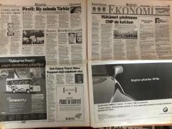 Hürriyet Gazetesi - 18 Kasım 1998  - İtalya - AP - Fatih Altaylı - Redd - Ertugrul - Avusturya - Trabzonspor - Galatasaray - Eder - Aziz - Fenerbahçe - Tayfun - Oğuz Çetin - Eren - Cem Uzan - Ege - Fransa - Aziz Yıldırım - Yilmaz - Basın Toplantısı - Zara - Juventus - Patron - Süper Lig - Fatih Terim - Beşiktaş - Karabükspor - Cengiz - Norveç - Teknik Direktör - Lens - Model - Moldova - Ukrayna - Hagi - Alper - LP - Malta - Recai Kutan - Murat Boz - Almanya - Esra - Agu - Adnan Polat - Yaşar Kemal - Erdal İnönü - Ertuğrul Özkök - Özgürlükler - Avrupa Birliği - Hükümet Krizi - Yunanistan - Sivil toplum - ANAP - Süleyman Demirel - Baha