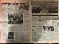Milliyet Gazetesi - 15 Mart 1999  - Kupa Galipleri Kupası - AP - Galatasaray - Hasan Şaş - Adamlar - Eder - Taffarel - Fenerbahçe - Brezilya - Hagi - Ümit Karan - PAK - Emre - Gol Sevinci - Eren - Seren Serengil - Beşiktaş - Trabzonspor - Puan Durumu - Fatih Terim - Gökçe - Kırmızı Kart - Yasin - Bero - Ertugrul - Okay - Alpay - LP - Basın Toplantısı - Teknik Direktör - Teknik Heyet - Bilet Fiyatları - Harun - Ukrayna - Bulgaristan - Baha - Şampiyonlar Ligi - Belçika - Rusya - Taraftar Desteği - Tayfun - MSP - Orman - Bülent Ecevit - DSP - CHP - Edis - Şili - DYP - Necmettin Erbakan - Zara - Siyasi Partiler - ANAP - Terörle Mücadele - DTP - BBP - Anayasa Değişikliği - Demokratikleşme - Cemil Çiçek - Recai Kutan - Erdoğan - Şener - Recep Tayyip Erdoğan - Genel Seçimler - Yerel Seçimler - MHP - Ali Talip Özdemir - Adnan Polat - Isla - Barış Manço - Berna Yılmaz - Yusuf - Yusuf Hayaloğlu