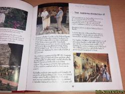 BODRUM CASTLE : MUSEUM OF UNDERWATER ARCHAEOLOGY - T. OĞUZ ALPÖZEN - CELSUS PUBLİCATİONS - İNGİLİZCE KİTAP (BODRUM KALESİ : SUALTI ARKEOLOJİSİ MÜZESİ)
