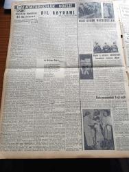 Yeni İstanbul Gazetesi - 26 Eylül 1955 - Celal Bayar Bu Sabah Dost İran'dan Avdet Etti - Mustafa Nermi - Amerikan Başkanı Eisenhower Bir Kaç Ay İstirahat Edecek - İl Genel Meclisi Seçimini Demokrat Parti Kazandı - Janet Kasırgasının Sebep Olduğu Zarar - Halide Edib'in Çocukluğundan 1917'ye Kadar Hatıraları 1 Yazı Dizisi - Kapalıçarşı'daki Dükkanlar İçin Müsabaka Açıldı - Profesör Ahmet Caferoğlu Bağdat'a Gitti - İran Şehinşahı Celal Bayar'a Nişan Verdi - İstanbul Ve Teknik Üniversite Radyo Programı - Ölümünün 23. Yıldönümü Münasebetiyle Büyük Türk Muharriri Ahmet Rasim - Sanat Konuları - Vanda Landovska Ve Ayşe Savaşır - Atatürk'ün Kurdukları Dil Bayramımız - Macaristan Puşkaş'ın Penaltısı İle Budapeşte'de Yine Yenilmedi - Vefa Boks Şubesini İhya Ediyor - Macarların Yıldız Oyuncusu Kocsis - Avrupa Boks Şampiyonluğu - Çapamarka
