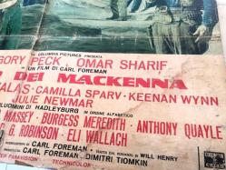 Makkenna'nın altınları, ORİJİNAL İTALYANCA SİNEMA BEZ AFİŞİ - L'ORO DEI MACKENNA, 1969, FİLM BEZ AFİŞİ / POSTERİ - BÜYÜK BOY - ORİJİNAL - 65 X 45 cm EBADINDA -  Original Turkish Big Size Movie Poster - J. Lee Thompson, Gregory Peck, Omar Sharif (Ömer Şerif), Telly Savalas, Camilla Sparv, Keenan Wynn, Julie Newmar, Ted Cassidy, Lee J. Cobb, Raymond Massey, Burgess Meredith, Anthony Quayle, Edward G. Robinson