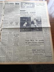 Yeni İstanbul Gazetesi - 23 Ağustos 1955 - Mustafa Nermi - Cezayirde Dokuz Köy Dinamitle Uçuruldu - Başvekil Adnan Menderes - Amerika'da Türk Tepsisi - Celal Bayar Dost İran'ı Ziyaret Etti - Ticaret Vekili Sıtkı Yırcalı - Yüksek Askeri Şura - Dünya Akıl Kongresi Açıldı - Balıkpazarı Esnafı Adliyeye Müracaat Ediyor -  Bahar Bayramına Giriş Serbest Bırakıldı - İzmir Fuarı - Yeni Alman Ordusunun Kuruluş Hazırlıkları - Pamukbank Açıldı - Ankara İstanbul İzmir Radyosu - Amerika'da Bisiklet Fiyatları Yükseldi - Cevdet Türkay - Günün Tarihi Sakarya Meydan Muharebesi - Marmara Adasında Bir Kaç Gün - Bağcılar Bayramı - Yaşar Doğu Bir Gecede İki Güreş Birden Yapacak - Fenerbahçe Hacettepe Yine Karşılaşıyorlar - Fuar Kupası Basketbol Turnuvası - Güneşspor'un Kongresi - Gripin - Film Yıldızı Nevin Aypar Puro Tuvalet Sabunları Kullanıyorum Diyor
