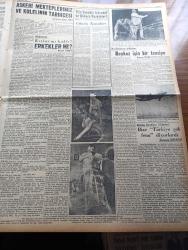 Yeni İstanbul Gazetesi - 2 Eylül 1955 -  İngiliz Basınına Göre Kıbrıs Terkedilmelidir -Mustafa Nermi - Fatin Rüştü Zorlu Kıbrıs'ta Herhangi Bir Değişiklik Lozan'ın Revizyonunu İstemektedir - Başvekil Adnan Menderes Kıbrıs Konusunda Yunanlılar Lehinde Neticeye Asla Tahammül Edemeyiz - Trikopis'i Esir Alan Türk Kahramanı Eyüp Özkan'a Madalya Verildi - Vali Fahrettin Kerim Gökay Prag'a Gitmiyor - Meşhur Sinema Yıldızı Paul Muni'nin Bir Gözü Kör Oldu - Bütün Yurtta Modern Cezaevleri Yapılacak - Ankara İstanbul İzmir Radyosu Programı - Mehtap Şarkısı Cinayetleri Yazan Francis Didelot Yazı Dizisi - Askeri Mekteplerimiz Ve Kulelinin Tarihçesi - Çocuk Sayfası - Lefter Küçükandonyadis Fenerbahçe Hadisesi Gitgide Büyüyor - Askeri Balkan Oyunları Cumartesi Günü Başlıyor - Galatasaray Karagümrük İle Karşılaşıyor - Kızlar Türkiye Basketbol Birinciliği - Çapamarka - Puro Tuvalet Sabunları - Gripin