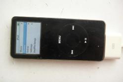 İPOD 4GB A1137  1NESİL MP3 ÇALAR ORJINAL CALISIYOR DETAYLAR ACIKLAMADA (TEKNIK MAVI KUTU