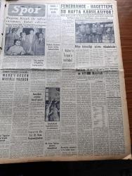 Yeni İstanbul Gazetesi - 17 Ağustos 1955 - Mustafa Nermi - Kıbrıs'taki Tedhişcilere Atina'nın Silah Yardımı - Kasım Gülek Dün Akşam Saat 19.30 da Tahliye Edildi - Celal Bayar Ve Irak Kralı İkinci Faysal Savarona Yatı İle İzmir'e Hareket Ettiler - Gazeteciler Cemiyetinin Namık Gedik'e  Telgrafı - Mevcut Telefon Rehberi Halkı Zarara Sokuyor - Yenicami Hakkında İzahat Verilecek - Prenses Margaret'in Evlenme Meselesi - Bir Köylü Komünistlik Propagandası Yaparken Yakalandı - Ankara İstanbul İzmir Radyosu Programı - Tarhan Toker - Mustafa Cezar - Hasene Ilgaz - Ali Yağcıoğlu - Bütün Erkeklerin Hayalindeki Genç Kız Dorothy Malone - Yugoslavya Şampiyonu Mugosa Ekrem Koçak İle Tekrar Yarışmayı Kabul Ediyor - Fenerbahçe Hacettepe Maçı - Alman Milli Futbol Takımı Kaptanı Fritz Walter'in Turgay Şeren'e Mektubu - Gripin - Boğaziçi Güzelhisar Arsaları