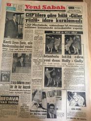 YENİ SABAH GAZETESİ  7 TEMMUZ 1963 YIL :28 SAYI :8733---CHP 'liler göre hala Güler yüzlü idare kurulamadı ----Katil  İlyas Şoris ,aile  baskısından dert yandı --İstanbul u  istila eden yeni  dans  :Holly -Golly ----Hasbi Beyin Mektubu : Siyavuşgil --Berksoy  bu kadar kötü bir netice beklemiyorduk  dedi - --Ayvalık deyince  akla  zeytin gelir --Edremit 'in zeytin  'i , zeytin yağı  meşhurdur  ---Arjantin de başkanlık seçimi bugün yapılıyor ---Sinemalar Tiyatrolar :İstanbul : Atlas : Yastık   Sohbeti ,İnci :Ayşecik Ateş Parçası ,Konak : Yalnız ve Cesur ,Lüks :İhtiras Yolcuları -----Türkiye  'nin   en sevilen  futbolcusu  :Metin Oktay  :6  defa gol kralı  olan  Metin  Oktay krallığını devam  ettirmek  azminde --Metin  330.038 reyle  en sevilen  futbolcu ,Lefter  ise  311.637 reyle ikinci seçildi --Lefter  Milli Takımda  en fazla  oynamış  en çok  gol atmış  bir futbolcudur--