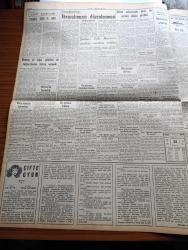 Yeni İstanbul Gazetesi - 25 Ağustos 1956 - Refik Halid Karay - Adıyaman Ve İskenderun 60 Kişi Sellere Kapılarak Öldü - NATO Konseyi Kıbrıs Mevzuunu Görüşecek - İsmet İnönü'nün Dilekçesi Dün İade Edildi - İngiltere ve Fransa Askeri Hazırlıkları Hızlandırdılar - Çifte Oyun Yazan Colette Yazı Dizisi - Şarkıcı Zeki Müren'e Usulsüz Verilen Vesika - Hilton'da Hırsızlık - Beş Cezayirli Milliyetçi Giyotinle İdam Edilecek - Vahşi Hayvanlar Hipnotize Ediliyor - Ali Nuri Okday - EOKA - İstanbul Üniversitesi - Yugoslavya'da Rus Otomobilleri - Macera Peşinde Çeviren İhsan Aysu Yazı Dizisi - Ankara İstanbul Radyosu Programı - Tan Sineması - Alkazar Sineması - İstanbul Enternasyonal Tenis Turnuvası - Forbes Vermaak Çifti Patty Fancutt Çiftini Mağlup Ettiler - İzmir Enternasyonal Fuarı - Prenses Margaret - 19 Mayıs Stadyumundaki İnşaat 29 Ekim'de İkmal Edilmiş Olacak