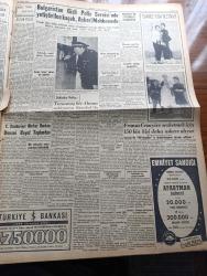 Yeni İstanbul Gazetesi - 27 Nisan 1956 - Refik Halid Karay - Osman Bölükbaşı Mitingleri Men Edemezler Diyor - Kıbrıs Meselesi Yunan Meclisinde - Fransız Moda Kralı Christian Dior Geliyor - Adana'daki Yağmur Duası Ve Bir İddia - Teşrii Masuniyetleri Kaldırılacak Mebuslar - Kıbrıs Meselesi Yunan Meclisinde - Rus Liderleri Bugün Londra'dan Ayrılıyor - Danny Kaye - Et Buhranı Dün Mezbahada 300 Baş Hayvan Ancak Kesildi - Kurtuluş Savaşı'nın Deniz Destanları Karadeniz'in Yalı Uşakları Yazan Tevfik İnci Yazı Dizisi -  Bulgaristan Gizli Polis Servisi'nde Yetiştirilen Kaçak Emin Hulusi Akol Askeri Mahkemede - Cannes Film Festivali - Mozart'ın Piyanosu Aranıyor - İzmit'te Fırıncılar Ekmek Çıkarmamağa Karar Verdiler - Amerika İzmir Enternasyonal Fuarı'na İştirak Ediyor - Mersin Limanı Hemen Her İhtiyaca Cevap Verebilecek - Memleket Ve Dünya Borsa Ve Piyasaları - Puro Tuvalet Sabunları - Ankara İstanbul Radyosu Programı - Milli Namzetler Dün Emniyet'i 6 1 Yendi - Bilbao İspanya Futbol Şampiyonluğu