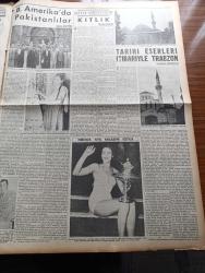 Yeni İstanbul Gazetesi - 17 Şubat 1953 - 1953 Yılı Bütçesinin Müzakerelerine Dün Başlandı - Japonya Semalarında Amerikan Sovyet Uçakları Çarpıştı - Atom Casusları Rosenberg'ler İdam Gününü Bekliyorlar - Milli Tenasüt Cephesi Çalışmalarına Başlıyor - 3 Milyon Senelik Bir Fosil - Büyük Kardeşim Atatürk Anlatan Makbule Atadan Yazı Dizisi - Küçük İnsanlar Faik Baysal Yazı Dizisi - Tevfik İleri İleri Gidiyor - 1001 Gece Masalları Perizad Çeviren Reşad Nuri Darago Yazı Dizisi - Ankara İstanbul Radyosu Programı - Lanetli Mahalle Yazan Mehmet Davaz Yazı Dizisi - Tire İlçesinde Altın Bulundu - 200 Amerikan Uçağı Kore'de Düşman Kesimini Bombaladı - Tarihi Eserleri İtibariyle Trabzon - Sana Nebati Margarin - Kıbrıs Havayolları - Gripin - Lemania Saat - Chirana