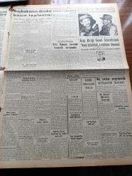 Yeni İstanbul Gazetesi - 5 Mayıs 1953 - Arap Birliği Genel Sekreteri Abdülhalik Hassune'in Yeni İstanbul' Beyanatı - Kore'deki Esirler İçin Tarafsız Memleket Pakistan - Irak Kralı Majeste 2. Faysal'ın Emirgandaki Büyük Köşkü - Başbakan Adnan Menderes Basın Toplantısında İç Ve Dış Meseleleri İzah Etti - Kiralara Yüzde Elli Zam Katileşti - Cumhuriyet Halk Partisi Kurultayı 22 Haziran'da Toplanacak - Yazar Ernest Hemingway Pulitzer'i Kazandı - Küçük İnsanlar Yazan Faik Baysal Yazı Dizisi - Sadi Batu Doğubank Umum Müdürü Oldu - Filarmoni Orkestrası Sanatkarlarına Beyaz Elbise Yaptırılıyor - Daktilo İle Yapılmış Resimler Sergisi - Meşhur Romancı Somerset Maugham İzmir'e Geldi - Tahran'da Suikastçıların İtirafları - İş Ve İşçi Bulma Kurumu - Takas Sistemi Islaha Muhtaçtır - Şoförlerin Bile Paşa Olduğu Memleket Ürdün - Futbol Seyretmeyen Ressam Futbolcuyu Nasıl Çizer - Selve Motorları - Scherk Yüz Losyonu - Gripin - Çapamarka - Facit Makineleri
