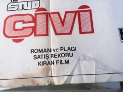 ÇİVİ, ORİJİNAL SİNEMA AFİŞİ - THE STUD, 1978, FİLM AFİŞİ / POSTERİ - BÜYÜK BOY - ORİJİNAL - 68 X 50 cm EBADINDA - Original Turkish Big Size Movie Poster - Quentin Master, Joan Collins, Oliver Tobias, Sue Lloyd, Mark Burns, Doug Fisher, Walter Gotell, Tony Allyn, Emma Jacobs, Peter Lukas, Natalie Ogle, Constantine Gregory, AKÜN FİLM, ROMANI VE PLAĞI SATIŞ REKORU KIRAN FİLM