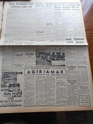 Yeni İstanbul Gazetesi - 26 Haziran 1953 - Komünist Peyklerinde İşçiler Ayaklanıyor - Londra Landru'sü Asılacak - Aksaray Yangınında İtfaiye Su Bulamadı - İsmet İnönü CHP'nin Merkez Teşkilatını Tenkid Etti - Meriç Nehri Müzakereleri - İstanbul'un En Pahalı Semti Kadıköy Ve Sarıyer'dir - Üniversite Ve Teknik Üniversitede Rektör Seçimi Dün Yapıldı - İstanbul Üniversitesi Yeni Rektörü Profesör Fahir Yeniçay - Teknik Üniversitesi Yeni Rektörü Ordinaryüs Profesör Ahmet Özerbey - İzmir Radyosunun Açtığı İmtihan Sona Erdi - Kayışdağı Suyu Verimi Arttırıldı - Bir Yanlışlıkla Açığa Vurulan Gizli Silahlar - Sovyet Peyklerinde İsyanlar Genişliyor - Kira Bedelleri Gittikçe Düşüyor Mu - Kore'de Harp Şairlerinin Kaçırılmasında Mesuliyet - Rejisör Meinecke'nin Avusturya'da Anlattıkları - Gökbayrak Yazan Leon Cahun Yazı Dizisi - Akdeniz'in İncisi Palermo - Televizyon Neşriyatı Nasıl Yapılır - İslam Memleketleri Yazan Fikret Adil Yazı Dizisi - Futbol ve Propaganda - Burhan Sargın - Fikret Kırcan