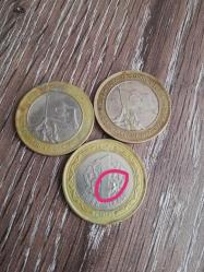 2 adet 15 temmuz ve 1 adet çapaklı Madeni para
