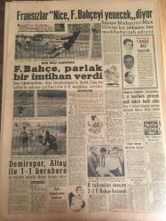 YENİ SABAH GAZETESİ  26 KASIM 1959 YIL :22 SAYI :7447--Edirne 'nin kurtuluşu kullandı --Prof .Baade Türkiye ye Yardım Zaruri Diyor --A.E Yalman dün 8 ay hapse mahkum oldu --CHP Meclisi Yarın  Toplanıyor ---O.Doğu Çalışma Enstitüsü Türk Personele Bırakılıyor --Hayalimdeki Nutuk : Siyavuşgil --Beraet  eden memurların terfi  müddeti  değişmiyor --Vilayet  olmak isteyen  kazalar  gittikçe  artıyor --Fransızlar Nice ,Fenerbahçe 'yi Yenecek Diyor ---Fenerbahçe ,parlak  bir imtihan verdi --1-4 Finallere  girecek yedi takım belli oldu --Demir Spor ,Altay ile 1-1 Berabere -- B takımlar maçını 2-1 Fenerbahçe  kazandı --