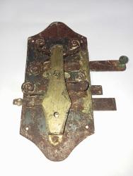 Eski dönem kapı kiliti