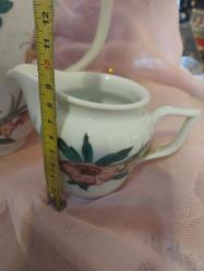 PORSELEN ÇAY VE SÜT POTU, BAVYERA ALMANYA ÜRETİMİ..BOY :18 CM EN 24 CM.