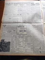 Yeni İstanbul Gazetesi - 7 Haziran 1953 - Mustafa Nermi - Amerika Cumhurbaşkanı Eisenhower'in Güney Kore'ye Son Teklifi - Dumlupınar Faciasının Temsili Tatbikatı Yapıldı - İran'da Komünistlerle Kanlı Bir Sokak Çarpışması - Adnan Menderes Churchill'le Görüştü - İçişleri Bakanı Ethem Menderes Şehrimizde - İzmir Şehir Tiyatrosu İhya Edilecek - Dumlupınar Faciasının Temsili Tatbikatı Yapıldı - Deniz Tarihimizde Yapraklar Ertuğrul Faciası - Cicim Yazan Collette Yazı Dizisi - İstanbul Fethi İçin Törenler Bugün Sona Eriyor - Çorlulu Alipaşa Camii - Windsor Dük'ünün Hatıraları - Memleket Ve Dünya Borsa Ve Piyasaları - Batı Almanya'nın Demirperde İle Ticareti - Baydar Derler Pazar Konuşmaları - Amerikan Gençliğini Kemiren Dert Aşksız Şehvet - Gökbayrak Yazan Leon Cahun Yazı Dizisi - Yaz Modası - İngiltere'de 1. Elizabeth Devrinin Yarattığı İzler - Tarihte İstanbul Ramazanları - Puro Tuvalet Sabunları - Arı Unları - Satılık Humber Marka Otomobil - Ziraat Bankası - Osman Bölükbaşı