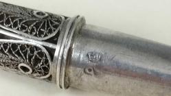 Antika Osmanlı Dönemi Usta ve Şah Damgalı Telkari İşçilikli Gümüş Sigara Ağızlığı