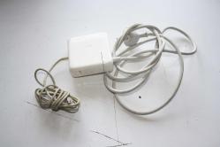 APPLE A1343 Apple 85W MagSafe Güç Adaptörü (15 ve 17 inç MacBook Pro için)  orjinal   (Z1-KASA