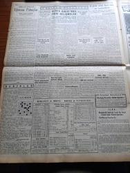 Yeni İstanbul Gazetesi - 15 Ağustos 1953 - Namık Zeki Aral - Kore Barış Konferansı Yüzünden Çıkan İhtilaf - Meryem Ananın Evi Hakkında Papalığın Kararı - Winston Churchill Victoria's Pozu - Kasım Gülek'in Milli Birliğe Dair Konuşması - Fransa'da Grevler Hafifledi - Yeni Dış Ticaret Rejimi Kararnamesi Hazırlandı - Sovyetler'in Son Notasına Verilecek Türk Cevabı - Anadolu Kavağından Büyük Adaya Yüzen Sporcu Doğan Şahin - Döner Ayna Yazan Halide Edip Adıvar Yazı Dizisi - Trablusgarp'ın Fethi Ve Fatihi - Ses Yıldızı Yıldız Süslen'i Kaçırılıyordu - Azzam Paşa'ya Göre İngilizler Libya'yı Ele Geçirecek - Kore'de Dün 406 Müttefik Esiri İade Edildi - Binbirgece Masalları Uğursuz Pabuçlar Çeviren Reşad Nuri Darago Yazı Dizisi - Ankara İstanbul İzmir Radyosu Programı - Yedek Alet Buhranı Ve Neticeleri - Anadolu Harabeleri - Milyon Hırsızı Tercüme Eden Mediha Sayar Yazı Dizisi - Burç Yorumları - 45 Yaşında Beyaz Perdede Meşhur Olan Bir Sanatkar Shirley Booth - Normandiya Çıkarması