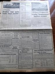 Yeni İstanbul Gazetesi - 19 Ağustos 1953 - İran Şahı Bağdat'tan Uçakla Roma'ya Gitti - Ankara Vapurunda Garip Bir Kaçakçılık - Kasım Gülek Halk İçinde Dedi - Ordu Terfi Listesine Dair Bakanın Sözleri - İsveçli Kaptan Lorentzon'a Dair İddialar - Döner Ayna Yazan Halide Edip Adıvar Yazı Dizisi - Namık Zeki Aral - Döviz Kaçırdığı İddia Edilen Fenerbahçe Kaptanı Fikret Kırcal - İran Şahı Başbakan Olarak Zahidi'yi Tanıyor - Çumra'da Sulu Ziraat İstasyonu - Binbir Gece Masalları Firuz İle Eşi Çeviren Reşad Nuri Darago Yazı Dizisi - Memleket Ve Dünya Borsa Ve Piyasaları - Bergama Harabelerinde Zeus Sunağına Doğru Bir Gezinti - Eski Devirlerde Türk Hayatı Mahalle Mektepleri - Milyon Hırsızı Tercüme Eden Mediha Sayar Yazı Dizisi - Çocuklara Hangi Sporlar Faydalı Hangisi Zararlıdır - Beşiktaş'ın Eski Meşhur Solaçığı Şükrü Gülesin - Fenerbahçe Panathinaikos Spor Bayramı - Vöest Torna Tezgahları - Emlak Bankası - Halda Daktilo - İran'dan Petrol Almıyoruz