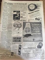 YENİ SABAH GAZETESİ 21 MAYIS 1958  YIL :21 SAYI :6901---D.P ile CHP 'nin arası  tekrar açıldı --İstimlak borçları  vaktinde ödenecek --Cezayir de  donanma asilere iltihak etti --İzmir de büyük bir  döviz kaçakçılığı  ---Taksim  kararımızdan asla  vazgeçmeyeceğiz --Bursa  Uludağ teleferik  hattı  bugün  açılıyor --İlk Türk malı  dikiş makinesi  piyasaya çıktı --Piyasaya 18 bin  Cumhuriyet  Altını  Daha Sürüldü --Sinemalar : Taksim :Ceylan Emine ,Şan :Son Köprü ,Elhamra: Çıplak Ayaklı Kontes ---Esnafın da  öğle tatili  1,5  çıkarılacak --KOÇSİS Fenerbahçe 'de oynamak  istiyor --Lefter  yine kan çıbanı  çıkarmağa başladı --Galatasaray  yarın  Lokomotif 'le  oynuyor --Avrupa şampiyonasında ilk on  arasına gireriz --Faik Gökay FİFA 'ya  müracaatta  bulundu --Merih  I.Spor  dan  bonservis  istedi ---