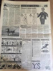 YENİ SABAH GAZETESİ 22 MAYIS 1958 YIL :21 SAYI :6902---Papaz Makarios Londra 'ya  gidiyor --Cezayirliler  dün ordunu  iktidara gelmesini  istedi --Üsküdar  faciası ile  ilgili ilk  davaya dün başlandı --Lübnan da 100 Suriyeli Subay ve Sivil Tevkif Edildi --Yeni Bir Toprak Kanunu Tasarısı Hazırlandı ----Amerika  10 milyon dolar  kredi veriyor --Türk  Milletinin  Kalemiyle  :Atatürk --Personel  Kanunu Mart Ayına Kadar Çıkamayacak --Açık  kamyonlarla  yolcu nakli yasak ---Fenerbahçe idare heyeti KOÇSİS 'i almaya prensip  olarak  kabul etti --H.Kaplan  İsveçlilere karşı  güreşmeyecek --Galatasaray ,Lokomotif 'den  rövanşını alacak mı ? --Adalet  ,Hüsamettin ve M.Ali 'yi  satışa  çıkaracak --S.Kiraz I.Spor ile Anlaştı --Zekai Beşiktaş 'dan 20 Bin Lira İstiyor --Can Bartu dün  profesyonel oldu --