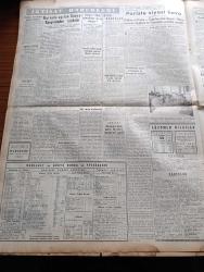 Yeni İstanbul Gazetesi - 24 Temmuz 1952 - Esir Şehrin İnsanları Yazan Nureddin Demir (Kemal Tahir) Yazı Dizisi - Mısır'da Askeri Darbei Hükümet - Serbestte 2 Olimpiyat Şampiyonluğu Aldık - Kütahya'da Birçok Köyler Sular Altında Kaldı - Tahtakale'de Balkapanı Hanı Tamamen Yandı - İran Sabık Başbakanı Kıvamussaltana Meydanda Yok - Suriye'de Bir Kuryemize Karşı Çirkin Bir Hareket - 87 Kiloda Güreşçi Adil Atan 3. Oldu - Meşrutiyet İlanının Yıldönümü - Mustafa Nermi - İstanbul'da 157,467 Radyo Var - Hatay'ın Kurtuluş Yıldönümü - Amerikan Başkanı Truman Çelik İhtilafına Müdahale Ediyor - Son Tramvay Yazan Fikret Adil Yazı Dizisi - Sabık Kralların Yaşadığı Ülke Portekiz - Rakım Elkutlu Hayatı Ve Eserleri - Dünyanın Meşhur Beşizleri Dionne Kız Kardeşler On Sekiz Yaşında - De Soto Otomobile Herkes Hayran - Bismarck Bisiklet - 52 Kiloda Hasan Gemici Olimpiyad Şampiyonu Oldu - 3000 Metrede Cahit Önel Finale Kaldı - Futbolda Bugün Macaristan ile Karşılaşıyoruz- Mithatpaşa Stadı