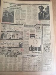 YENİ SABAH GAZETESİ  21 EYLÜL 1963 YIL :26 SAYI :8808---YTP Berata İçin Genel Görüşme Açılmasını İstedi --Sultan Reşattan  beri  hırsızlık yapan  bir kaldırımcı  yakalandı --Mıckey Rooney 'in  oğlu oldu --S.Rusya yeni bir  sulh teşebbüsünde  bulundu --2 Kalpazan  çetesi Adana da  ele geçirildi --Zeki Müren 2 Ay İçin Amerika 'ya Gidiyor --Ayakta Kelepçe :Siyavuşgil --Güvenlik Konseyi Üye Adedinin Artırılmasına Taraftarız --1963 Kadın Ayakkabı Modası  Renk Koyu Yeşil  ,Topuk 13 Pound ---Sinema : Baba sanatın  sürdüren genç  bir  rejisörün  filmi :Parmaklılar  Arasında ,Sonsuz Şarkı ---Türk Sinemasın Yeni Filmler  : Bulunmaz Uşak  :Suphi  Kaner 'in  son filmi olup  Göksel Arsoy ,Fatma Girik,Aysel Tanju ,Hüseyin Baradan ,Necdet Tosun  ve Vahi  Öz  'ün rolleri  paylaştıkları  bir komedidir -- Bahriyeli Ahmet :Ayhan Işık ,Semra Sar ,Parla Şenol Suphi Kaner ,Öztürk Serengil --Milli Takımımız  Belli Oldu  --Amatör  Futbol Takımımız Bugün Lübnan ile Oynuyor ---
