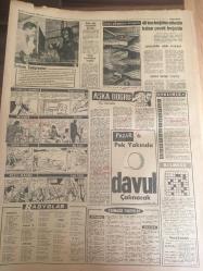 YENİ SABAH GAZETESİ  20 EYLÜL 1963 YIL :26 SAYI :8807--Zelzeleye karşı bütün  hastaneler  boş yatak  hazırladı  :24 saat içinde deprem sayısı 142 'yi buldu --Bekat'nın  sözlerine YTP VE CKMP kızdı --Turistler azalınca  Fransa  telaşlandı ---Kennedy  'ye  ait  kahramanlık  filmi bitirildi --Plancıların  gafı :Siyavuşgil --B.Amerika ve İspanya  'da su baskınları  büyük tahribat  yaptı ---40 ton buğdayın altında  kalan çocuk boğuldu ---Milli Takımımız ,Poznan 'da Çalıştı --Apak 'a  göre rakiplerimiz  yenilmeyecek  gibi  değil --- 2.Milli Ligde İkinci Hafta Hazırlıklar  Tamamlandı --İkinci Kafilemiz de Dün Napoli 'ye  Gitti --Rumen  Dinamo  ve Monako Dün Kolay Galip Geldiler ---