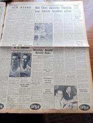 Yeni İstanbul Gazetesi - 5 Temmuz 1955 - Mustafa Nermi - Kıbrıs Ve Ortadoğu Savunması - Nehru Tito Görüşmeleri - Rus Lideri Nikita Krutçev - Bulgar Viskonsolosu Çolakof Tevkif Edildi - Irak Kralı İkinci Faysal Ve Celal Bayar Dün Gölcük'e Gittiler - Sıtkı Yırcalı Akaryakıtımız Boldur - Sümerbank Mamüllerine Zam Yapıldı - CHP Genel Başkanı İsmet İnönü Hükümetin Tebliğine Cevap Verdi - Huzur Hasreti Yazan Mehmet Davaz Yazı Dizisi - Ali Karakurt - Oruç Yüzünden Azledilen Profesör - Cezayirde Asilere Karşı Yeni Hareket - Ankara İstanbul İzmir Radyosu Programı - Suriye Röportajları - Barbaros Hayrettin Paşa - Yaz Yağmuru Yazan Ahmet Hamdi Tanpınar Yazı Dizisi - Hayvanları Koruma Cemiyeti - İtalya'nın Reklam Afişleri - Macar Futbolunun İki Yıldızı Kocsis Ve Hidegkuti - Wimbledon'un Unutulmaz Yıldızı Darlene Hard - Galatasaray'ın Yeni Oyuncuları Enver Özdemir Ve Nuri Erdoğan - Sulhi Garan Milli Takım İdarecileri Trieste'de Beni Tehdide Teşebbüs Ettiler - Su Sporları 1955 Türkiye Birincilikleri