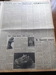 Yeni İstanbul Gazetesi - 24 Haziran 1955 - Ankara Kıbrıs Hadisesini Dikkatle Takip Ediyor - Selim Sarper Molotov'la Yemek Yedi - Bakkallarda Bugün Şeker Satışı Başlıyor - Amerika'nın Verdiği 32 Milyon Dolarlık Malzeme - Sadık Aldoğan Dün Ankara'da Tevkif Edildi - Wimbledon Tenis Turnuvası - Akış Dergisinden Cüneyt Arcayürek Mahkum Oldu - Cumhurreisi Celal Bayar Adana'dan Ankara'ya Döndü - Huzur Hasreti Yazan Mehmet Davaz Yazı Dizisi - Bedri Alogan - Manevi Silahlanmanın Gayesi Komünizme Bir Cevaptır - Adnan Menderes Vali Fahrettin Kerim Gökay İle Görüştü - Amerika Yeni Tip Bir Atom Bombası Yapmış - 40. Resmi Turizm Toplantısı - Yaz Yağmuru Yazan Ahmet Hamdi Tanpınar Yazı Dizisi - Mehtap Şarkısı Cinayetleri Yazan Francis Didelot Yazı Dizisi - Kabus Ve Efsane Hayvanları Sahiden Yaşıyorlar Mı - Hasene Ilgaz - Çocuk Sayfası - Çinçin'in Serüvenleri - Karakedi Kumpanyası'nın Yeni Serüvenleri - Milli Takımımız İtalya Maçı İçin Çok İyi Hazırlanmıştır - Fenerbahçe Atletizm Bayramı - Gripin