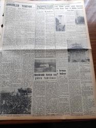 Yeni İstanbul Gazetesi - 7 Ağustos 1955 - Mustafa Nermi - Sovyet Rusya'nın Roma'da Kurduğu Casus Şebekesi - Karadeniz Bölgesine Ucuz Buğday - Muhalefetin Son Kararı İktidarı Sinirlendirdi - Londra'da Toplanan Atom Enerjisi Toplantısı- Zonguldak'ta Sel Felaketi - Celal Bayar Ve Irak Kralı Orman Fakültesinde - Kalamış Kupası Yelken Yarışları Dün Yapıldı - Huzur Hasreti Yazan Mehmet Davaz Yazı Dizisi - Kandilli Rasathanesi - Sıtkı Yırcalı'nın Radyo Konuşması - Fuat Köprülü Ve Fatin Rüştü Zorlu'nun Tayinleri Resmi Gazetede Yayınlandı - Dünya Bankasının Pakistan'a Açtığı Kredi - Ankara İstanbul İzmir Radyosu Programı - Mehtap Şarkısı Cinayetleri Yazan Francis Didelot Yazı Dizisi - Baydar Derler Pazar Konuşmaları - İkinci Selim'in Gazabına Gelerek Bandırma'ya Sürdüğü Haydar Çavuş Ve Belediye Hizmetleri - İskenderunda Kurulan Suni Gübre Fabrikası - Haftanın Patronu Pamuklu Elbise - Balkan Oyunları İçin Türk Milli Takımı Tesbit Edildi - Türkiye'de Yetişen Jet Pilotlarının Kabiliyeti