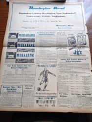 Yeni İstanbul Gazetesi - 25 Temmuz 1955 - Dünyada Yeni Dostluk Çağı Başladı - Adapazarı'nda Celâl Bayar Ve Adnan Menderes'in Halka Hitabeleri - İzmit'te Savcı Muavini İle 12 Polisin Katıldığı CHP Kongresi - Fasta'ki Fransız Polis Teşkilatındaki Tasfiye - Marmaris'te Söndürülemeyen Orman Yangını - Alpullu'dan İlk Parti Olarak 4500 Kilo Şeker Getiriliyor - İstifçilere Ölüm Cezası İçin Teklif - Ekrem Koçak Barselona'da 800 Metreyi Türkiye Rekorunu Kırarak Kazandı 1.50- Haldun Dormen - Halide Edip Pazartesi Konuşmaları - Huzur Hasreti Yazan Mehmet Davaz Yazı Dizisi - Karamürsel Mensucat Fabrikası - Türk Yunan Dostluğunu Güya Biz Bozmuşuz - Ankara İstanbul İzmir Radyosu Programı - Mehtap Şarkısı Cinayetleri Yazan Francis Didelot Yazı Dizisi - Anadolu Abideleri Yazan Aziz Ogan Yazı Dizisi - Göçmen Çocuklarının Hikayeleri - İyi Bir Yüzücü Olan Fransız Yıldızı Lise Bourdin - Atatürkçülük Köşesi - Arapça İle Türkçe'nin Karşılaştırılması - Anouk Aime Fena Tesadüfler'i Çevirdi - Fenerbahçe