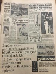 YENİ SABAH GAZETESİ   30 EYLÜL 1962  YIL :25 SAYI :8459--İnönü karar verdi :Ziya  Müezzioğlu  Planlama  Müsteşarı ---Alican -Feyzioğlu  ihtilafına İnönü El Koydu --Yemen de 10  vekil asıldı --Af  için  son pazarlık  bu hafta kabinede yapılacak --Erkek misin diyen  karısını öldürdü --Tekel vekili Öztrak  zam yok  dedi ---Artık politika  konuşmuyoruz :Siyavuşgil --Arabacılar  Belediyeden Yardım Talep Ediyor ---Kadınlarda  erkek  berberliğine  heves ettiler---Birincilik kazandıran hata --Marifetli Cinci Hoca  -Amerika da  ölmekte  pahalı --Kuzeyli  genç kızı  Fransız Sineması  Candan Benimsedi  ve Zirveye Çıkardı :Anna Karina ve  Başarının Sırrı ----Merkez  Kumandanlığı  Teşkilatı  Lağvediliyor --İstanbul Belediyesi :Şehir Tiyatroları : Tepebaşı Tiyatrosu :Macbeth  ,Yeni Tiyatro da : Çalıkuşu  ,Üsküdar Tiyatrosunda  :Mum Söndü --3000  Engellide Onel İkinci  Geldi --Beşiktaş ,Alsancak da Altınordu  'yu 2-0 yendi --B.Spor Altay 'ı 2-0 Mağlup Etti --