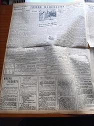Yeni İstanbul Gazetesi - 15 Temmuz 1955 - Mustafa Nermi - Krutçev Ve Mareşal Zukov Da Cenevre'ye Gidiyorlar - Papagos Makarios'a Söz Verdi - Yeni Kredili İthalat Esasları Belli Oldu - İskenderiye Patriği Hristoforos Dün İstanbul'dan Geçti - İngiliz Öğretmenleri İdam'ın Aleyhinde - Pakistan Afganistan İhtilafında Arabuluculuk - Huzur Hasreti Yazan Mehmet Davaz Yazı Dizisi - Naile Sağlam Dispanseri Bugün Açılıyor - Muammer Çavuşoğlu Radyoda Yine Konuştu - Hacılara 80'er Sterling Döviz Verilecek - Doktor Mükerrem Sarol Bayburt Vilayet Olacaktır - Ankara İstanbul İzmir Radyosu Programı - Mehtap Şarkısı Cinayetleri Yazan Francis Didelot Yazı Dizisi - Ortopedi Kliniği Nasıl Kuruldu - Çocuk Sayfası - Barselona Güreşlerinde İtalyan Mısır Mücadelesi - 2. Akdeniz Oyunları Yarın Su Seromonisi İle Açılıyor - Beynelmilel Bled Kürek Müsabakaları - Balkan Oyunlarına Katılacak Takımımız - Fahir Özgüden- Ekrem Koçak - Çapamarka - Doğubank - Gripin - Türkiye Spor - 100 Kişi Timsahlara Yem Oldu