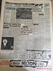 YENİ SABAH GAZETESİ 5 EKİM 1961 YIL :24 SAYI :8104----Bölükbaşı ,dün herkese  çattı --Kazanmasalar da CHP İktidara Gelecek  Sözü Saçmadır ---Gümüşpala Bölükbaşı  Seviyesine İnmem Dedi --Lübnan Elçisi Bombayı  Nasırcılar  Attırdı ,Diyor --Bn. Gümüşpala 'nın 2 yıl  hapis  istendi --Aydın Yalçın Kalkınmadan Bahsetti --24 ayar demokrasi :Siyavuşgil --Vergi reform  raporu  için  2 Alman uzman geldi --Gümüşhane  de AP Gümüşpala 'nın  yolunu  bekliyor --Malatya da seçimleri  kim  kazanır diye  sormak  abes --Muğla da  da  yuvarlak  masa AP 'nin   çanına  ot tıkamış ---Fenerbahçe Nurnberg maçı 18 Ekim  de --Bölükbaşı  seyahati  hadiseli  başladı ---Basketbol  Federasyonu Belediye yi İtham Ediyor --