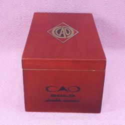 VINTAGE CAO GOLD DOUBLE CORONA NICARAGUA KIRMIZI RENKLİ AHŞAP PURO KUTUSU