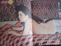 Pazar Haftalık Aktüalite Sinema Tiyatro Müzik ve Magazin Dergisi - 17 Mayıs 1974 - Sayı:921 - Pakize Suda - Ceyhan Cem - Emel Özden Şarkıcı Oldu - Harıl Harıl Ders Alıyor - Emel Özden - Ergüder Yoldaş - Semra Yıldız - Sarışın Bomba Tam Kırk Yaşında - Bertha İçin Çıplaklık En Büyük Mutluluk - Feri Cansel Posteri - Prenses Banu - Neri Neril Yeşilçam'a Demir Attı - Kadir İnanır Başrolde - Nuray Belbüken - Murat Köseoğlu - Muazzez Abacı - Selma Güneri - İlhan İrem - Emel Sayın - Norma Levy - Colin Levy - Erol Taş - Hülya Şengül - Mesut Engin - Ahmet Turgutlu fotoğraf ve haberi - Dergi Tam Değildir Sadece 16 Sayfası mevcuttur