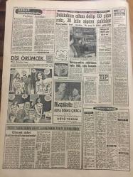 YENİ SABAH GAZETESİ  12 ARALIK 1962 YIL :25 SAYI :8532-Abdullah Turan-Düşi örümcek-Milli Piyango-Antalya Tekstil Fabeikası--Oraloğlu Tiyatrosu-Kötü Tohum-Nihat Erim,Adnan Menderes 'le Müzakereye İnönü 'nün  Sevk Ettiğini Bilenler Var--Erim , Gülek ,Doğan düb  mahkemeye müracaat ettiler --Kandemir Asılmıyor  ---CHP Merkezi Telaş İçinde --Akşemsettinoğlu  dün  bir  basın  toplantısı yaptı --Dükkanın altını delip  60 şişe  rakı ,30 kilo  sigara  çaldılar --Trol avı nedir  ve  karasularımızı  nasıl kurutur ?--Sinema :İsveç 'ten  gelen müzik  ,Damat  Beyefendi , Bir Gecelik Gelin --Türkiye -Danimarka --Güreşçilerimiz  dün Belgrat a  hareket  etti --Honved Basketbol Takımı İddialı  Geldi --Danimarka  ilk defa 4-2-4 deniyor --