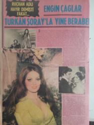 Pazar Haftalık Aktüalite Sinema Tiyatro Müzik ve Magazin Dergisi - Rüçhan Adlı - Engin Çağlar - Türkan Şoray - Muzaffer Arslan - Yılmaz Güney - Ertan Anapa Hayır Diye Dursun - Zeynep Aksu - Ümit Utku - Sevinç Pekin - Kuzey Vargın - Nebahat Çehre - Dişi Fantoma - Rüçhan Adlı Hayır Demişti Fakat - Engin Çağlar Türkan Şoray'la Yine Beraber fotoğraf ve haberi - Dergi Tam Değildir Sadece 4 Sayfası Mevcuttur - Dergi Kapağı Yoktur