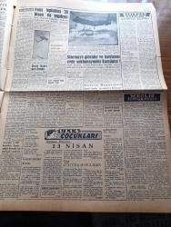 Ulus Gazetesi - 23 Nisan 1959 - Seçmen Kütüklerinin Yoklaması Başlıyor - Seçimlere Hazırlık CHP Kağıt Talebinde Bulundu - Amerikan Ordu Başkanı Brucker Geldi - Sinemacılar Zam İsteğini Tekrarladı - Başbakan Adnan Menderes İstanbul'da - Ulusal Egemenlik Ve Çocuk Bayramı Kutlu Olsun - İnkılapçılar Cemiyeti Kurulamıyor - Kasım Gülek'in Konuşmasından 9 Gazeteci Beraat Etti - İbrahim Öktem - Emin Paksüt - Kemal Satır - Avrupa Konseyine CHP Üyelerinin İstifa Ettikleri Bildirilmemiş - Çalar Saat Yazan Erle Stanley Gardner Yazı Dizisi - 39. Yıldönümü Münasebetiyle Türkiye Büyük Millet Meclisi Hükümeti Nasıl Kurulmuştur - Tevfik Fikret Sılay'ı Anarken - Türk Musiki Derneği Toplantısı - Avrupa Konseyinin 10. Yıldönümü İçin Pul - Veremle Savaş Balosu - Snark Füzesi Geri Döndü - Gaziantep'te İki Gezici Vaize Göre Sinemaya Giden Karısını Evde Saklamayanlar Komünist - Panşen Lama'ya Suikast Yapılmış - Einstein Nazariyesi Üzerine Araştırmalar - Lefter Küçükandonyadis - Türkmen Kupası Başlıyor