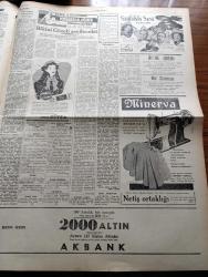 Yeni Ulus Gazetesi - 21 Aralık 1953 - Yabancı Basında CHP'nin Mallarının Alınması Hadisesi - İsmet İnönü Kasım Gülek'le Toplantıda - Zafer Gazetesinin İğrenç İsnadına Faik Ahmet Barutçu Cevap Veriyor - Ankara'da Gençlerbirliği Avusturya'ya 8 2 Mağlup Oldu - Hüseyin Cahit Yalçın - Kore'de Kızılların Esirlere İzahatı - Nihat Erim - Nurullah Ataç Köşe Yazısı - Müthiş Cinayet Katil Nasıl Yakalandı -  İki Açıkgöz Katillere Karşı Filmi - Pamuk Prenses Ve Yedi Cüceler Filmi - Kayıplar Adası Çeviren Nuri Özkan Yazı - Pakistan'a Amerikan Yardımı - Güzellik Müsabakalarının İçyüzü Yazı Dizisi - Nivea Krem - Yeni Çıkan Sahibinin Sesi Plakları - Minerva Dikiş Makinesi - Hamiyet Yüceses - Abdullah Yüce - Mustafa Çağlar - Orion Radyoları -  Ozon Çamaşır Suyu- Vikodin Tablet