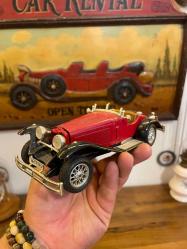 İtaly üretimi 1/24 araba