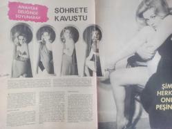 Pazar Haftalık Aktüalite Sinema Tiyatro Müzik ve Magazin Dergisi - 2 Temmuz 1966 - Sayı:510 - Neriman Köksal - Sevim Emre Sözünde Durdu ve Tam 7 Kilo Geldi - Nilüfer Aydan - Gülsün Kamu - Ekrem Bora - Gül Bora - Selma Güneri - Yusuf Sezgin - Nuran Aksoy - Figen Say Dansöz Oldu - Evlenmek mi Aman Uzak Olsun - Semra Sar - Leyla Sayar - Selda Alkor - Ajda Pekkan - Gülsün Kamu'ya Semer Vurdular - Hanımlar İçin - Zeynep Berk - Yıldızınız - Yeni Saç Modelleri - Fikret Hakan - Beba Lancar - Şöhrete Kavuştu fotoğraf ve haberi - Tam Takım Dergi