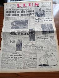 Ulus Gazetesi - 26 Ocak 1956 - İlham Gencer Ve Arkadaşları - Hüseyin Cahit Yalçın - Bir Demokrat Parti Milletvekili Komisyonda Dedi Ki Arjantin'de Bile Basına İspat Hakkı Tanınmıştır - Ordinaryüs Profesör Sıddık Sami Onar'a Göre Mevcut Kanunlarla Çanlara Ot Tıkanmış - Eisenhower Sıhhati İyi Olursa Aday Olacak - Egeliler Kasım Gülek'i Bağrına Bastı - Bülent Ecevit Köşe Yazısı - Doğubank -  İngiliz Amerikan Görüşmeleri Yazan Ahmet Şükrü Esmer - Radyolardan Seçmeler - Silviya Sevimli Model Karikatür - Baykara Altın Küre Karikatür - Akbank - Milli Namzetler İlk Maçta Dokuz Gol Attı - Ordu Takımının Şampiyonası Maçları - Sophia Loren - İngiliz Kraliçesi 2. Elizabeth Afrika'ya Gidiyor - Medyumların Akıl Dışı Kehanetleri - Yenilmez Türk Yaşar Doğu'yu Evinde Ziyaret Ederek Konuştuk - Tarihin Meşhur Sakallı Kadınları - Emin Soysal - Hergeleci İbrahim Pehlivan Yazan Celal Davut Arıbal - Hicret Canbazoğlu -  Fransız Yıldız Martin Carol