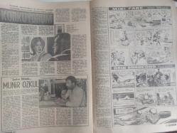 Pazar Haftalık Aktüalite Sinema Tiyatro Müzik ve Magazin Dergisi - 17 Şubat 1963 - Sayı:334 - Ayhan Işık - Pazar Fantezisi Yalçın Kaya - Kibar Hırsız Çizgi Romanı - Orhan Boran ve Yuki - İsmet Nedim - Limonata - Tam Erkek Misiniz? - Yenilmez Yumruk Ben Bolt Çizgi Romanı - Kaybolan Anahtar Hikayesi - Semra Basmacı - İkiz Kardeşlerin Baht ve Kader Beraberlikleri - Belgin Doruk - Aliki Vuyuklaki Türkiye'de Film Çeviriyor - -Ayşecik ve Ayhan Işık - Beyazperdemizin İki Ünlü Yıldızı - Barbara'nın Gölgesi - Serge Dalene - Uçan Adam Çizgi Romanı - Hanımlarla Başbaşa - Zeynep Berk - Okuyuculara Cevaplar - Münir Özkul - Miki Fare, Brik Bradford Çizgi Romanı - Genç Kız Kalbi ve Boncuk Çizgi Romanı - Şundan Bundan - Bu Haftaki Falınız - Orhan Boran ve Yuki - Kadın ve Kedi fotoğraf ve haberi - Tam Takım Dergi