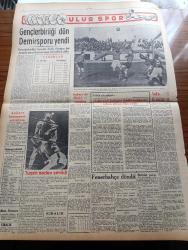 Ulus Gazetesi - 26 Ekim 1953 - Nihat Erim - CHP Meclisi Bir Tebliğ Yayınladı - CHP Meclisi Müdafaa Hakkı Tanınmaksızın Açıkça Tecavüze Maruz Bulunuyoruz -  Seyhan Barajının Temel Atma Töreni - Celal Yardımcı'nın Tahsisli Dairesi -  Başbakan Adnan Menderes'in İbretle Okunacak Nutkunun İkinci Kısmı - Güzel Gözlü Yosma Yazan Pierre Decourcelle Yazı Dizisi - Ulus'un Resimli Romanı Silviya İskoçya'da - Namık Zeki Aral - Kızıl Çinliler Kuzey Kore'den Çekilmeyecek - Suriye İle Türkiye Arasındaki İhtilaf - Başbakan Adnan Menderes Adana'da Pek Sinirli Konuşmuştur - Tahtakale'de Uçan Daire Görülmüş - Esnaf Konfederasyonu Kongresi Dün Sona Erdi - General Electric Ampul - Everest'in Fethi Yazan Sir John Hunt Yazı Dizisi - Amerika'nın En Müthiş Banka Soyguncusu Aktör Willie'nin Maceraları Yazı - Baykara'nın Serüvenleri Baykara Firavunlar Çağında - Kaldırım Çiçeği Filmi Büyük Ve Nur Sinemalarında - Cüneyt Gökçer - Nuri Altınok - Mücadelesi Ofluoğlu - Gençlerbirliği Dün Demirspor'u Yendi