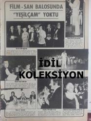 Pazar Haftalık Aktüalite Sinema Tiyatro Müzik ve Magazin Dergisi - 7 Nisan 1977 - Oscar Harris - Başak Doğru - Nisa Serezli - Tahir Kutsi Makal - Mithat Perin - Ümit Utku - Ümit Utku - Neco - Oya German - Suna Yıldızoğlu - Aliye Rona - Kayhan Yıldızoğlu - Muazzez Arçay -Nisa Serezli ile Müjde Ar Bir Araya Geldi - Memduh Ün Arzu Okay'ı İlk Kez Bir Filminde Deniyor - Engin Orbey - Bahar Erdeniz - Serdar Gökhan - Nevin Nuray - Aşkın Meram - Elif Pektaş - Mahmut Hekimoğlu - Alev Altın - Seher Şeniz - Şeyda Senem - Yaprak - Mine Mutlu - Figen Han - Aynur Akarsu - Romina Terry - Müfit İlkiz - Savaş Eşici - Melek Görgün - Alison Begg - Carol Stein - Kartal Tibet - Ekrem Bora - Funda Gürçen - Nejat Gürçen - Yonca Yücel fotoğraf ve haberi - Dergi Tam Değildir Sadece 18 Sayfası Mevcuttur - Dergi Kapağı Yoktur