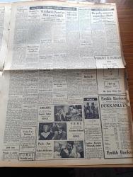 Ulus Gazetesi - 1 Aralık 1953 - Hüseyin Cahit Yalçın - Sudan Mısır'la İşbirliği Yapacak - Sedat Simavi Aleyhine Açılan Dava - Nihat Erim - Amerika Pakistan Görüşmeleri - Amerikada Demokratlar Eisenhower'i Tenkid Ediyor - Amme Enstitüsünde Basın Konferansı - Ordu'da Darlık Başgösterdi - Afyon'dan Adnan Menderes'e Cevap - Güzel Gözlü Yosma Yazan Pierre Decourcelle Yazı Dizisi - Tütün Yazan Emin Erişirgil - Kızılların Kore'ye Dair Teklifi - 9 Güzel Model Tokyo Yolunda - Denizler Hakimi Filmi - Durmadan 275 Saat Piyano Çalan Adam Heintz Arntz - Ho Si Minh'in Teklifi Vietnam'da Heyecan Uyandırdı - Ölümü Münasebetiyle Üstad Veli Kanık - Kara Gücünden Sabahattin 7 Golle Birinci - Kayak Federasyonu Antrenörü Getiriyor - Baykara'nın Serüvenleri Gecenin Kanatları Çizgi Roman -  Dedektif Bil Morton Esrarlı Şato Çizgi Roman - Cenubi Amerikan Ses Yıldızı Alda Regis - Français Emaye Gaz Sobaları - Güven Otobüsleri